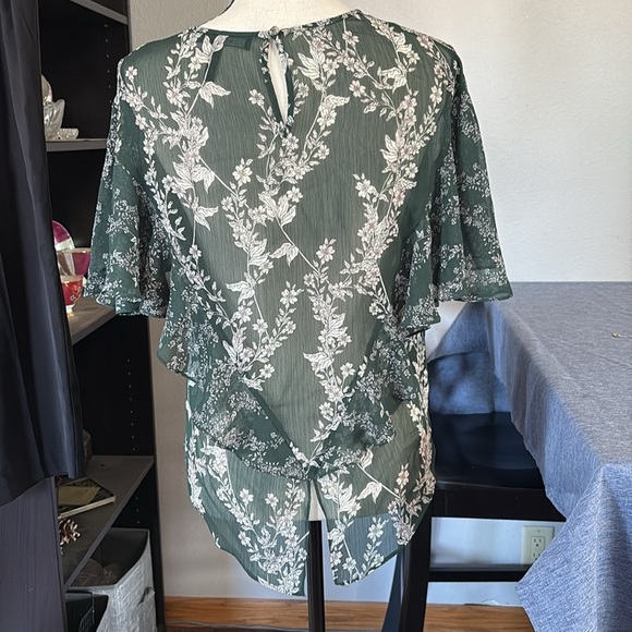 BCBG Maxazria Women’s Size S Sheer Green/White Coverall - Picture 2 of 6